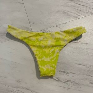 MIKOH Swimwear Bottoms. Size Medium.